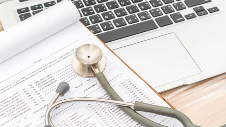 USCIS Extended the Temporary Rule for Medical Examination Reports